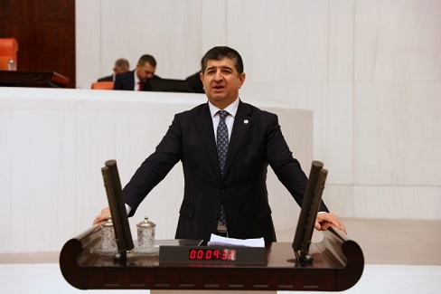 CHP’li Arı, trafik sigortası karmaşasını meclise taşıdı