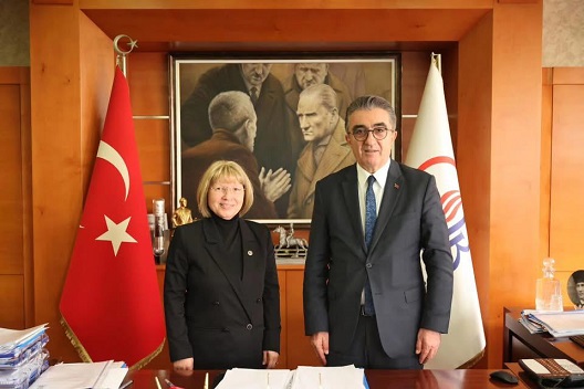 Milletvekili Nurten Yontar: “CHP’nin Büyük Ailesiyle Gurur Duyuyorum, Halkımız İçin Çalışmaya Devam Edeceğiz”