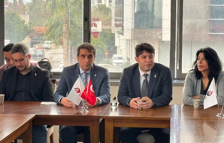 İYİ Parti Antalya İl Başkanlığı’ndan Zafer Partisi’ne Destek Ziyareti