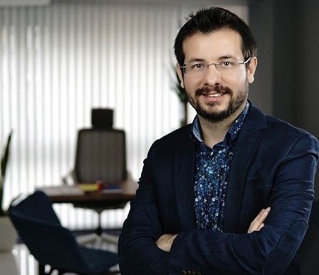 Büyük göğüsler, büyük sorunlar