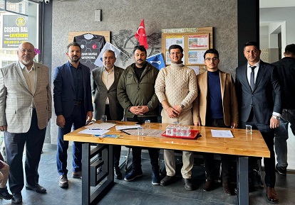 A Parti Elmalı İlçe Kongresini Başarıyla Tamamladı
