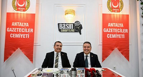 Başkan Böcek: Ulaşımla İlgili Üzerimize Düşen Her Şeyi Yapıyoruz