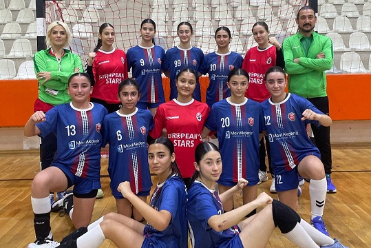 Şampiyon küçüklerin hedefi çift dikiş