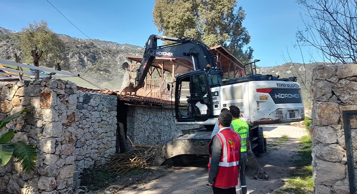 Çıralı’da Kaçak Yapıya Geçit Yok