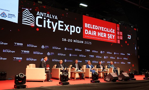 Antalya’da çevre korumada yerel yönetimlerin sorumluluğu ele alındı