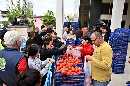 Forumdan icraata: Muratpaşa’dan 10 tonluk tarım desteği