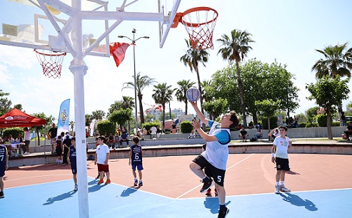 Büyükşehir’den 19 Mayıs’ta gençlere özel futbol ve basketbol turnuvası