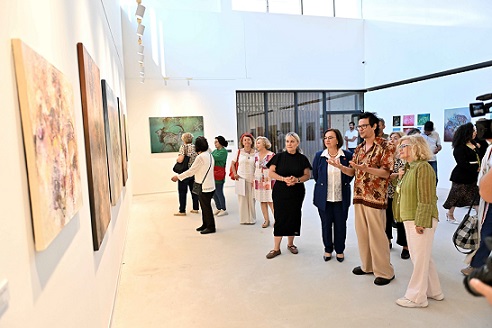 Muratpaşa’da Mistik Dokular sergisi ziyarete açıldı