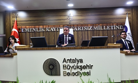 Başkan Muhittin Böcek Ferdi Zeyrek’i unutmadı