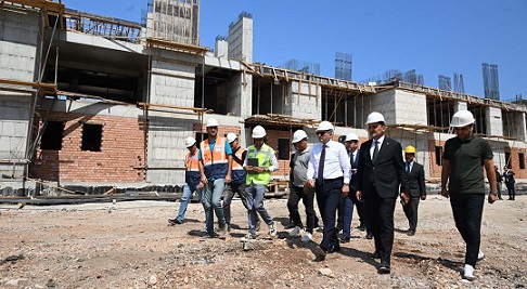 Vali Şahin, Finike’de Eğitim, Ulaşım Ve Kültürel Projeleri Yerinde İnceledi