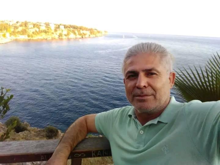 Hakki İşbecer – Aile bağlarına önem, toplumumuzun vazgeçilmez bir özelliğidir