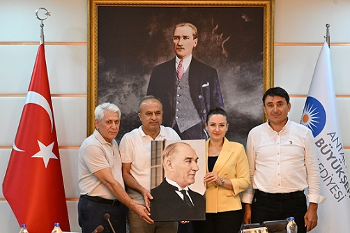 Başkan Vekili Özdemir STK ve muhtar temsilcilerini ağırladı