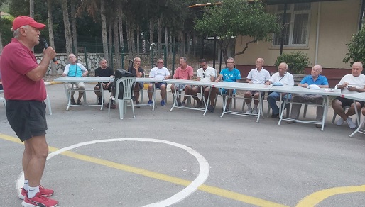 Duayen spor insanları Yaz Spor Merkezinde gençlerle buluştular