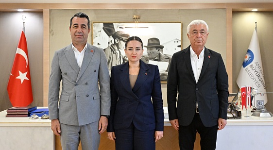 Başkan Vekili Özdemir’e CHP’li Erhan Adem’den ziyaret