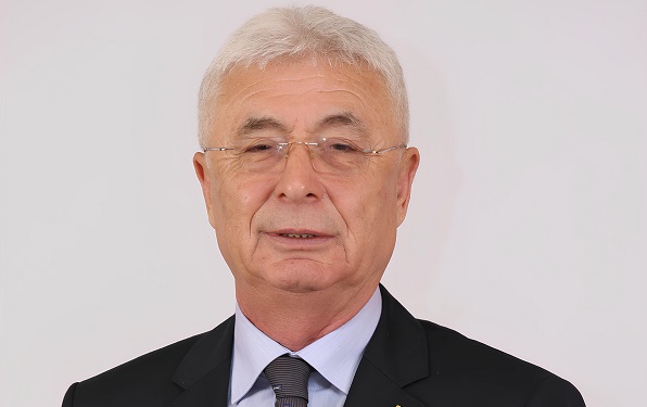 İktidar Eğitimin Maddi Yükünü Velilere Yüklüyor