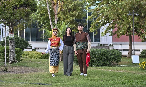 Onlar şimdi konservatuvarlı