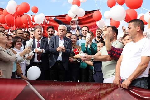 Muhittin Böcek’e doğum günü kutlaması