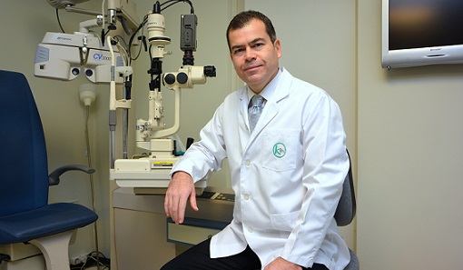 Sarı Noktaya Göz İçi Mercek Tedavisi