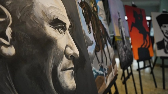 ’10 Kasım Senin Saatin Durmaz’ sergisi AKM’de