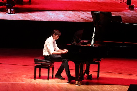 Uluslararası Antalya Piyano Festivali’nde genç yetenekler sahne aldı