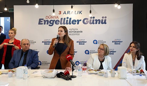 Başkan Vekili Özdemir engellilere hizmet veren STK temsilcileri ile buluştu