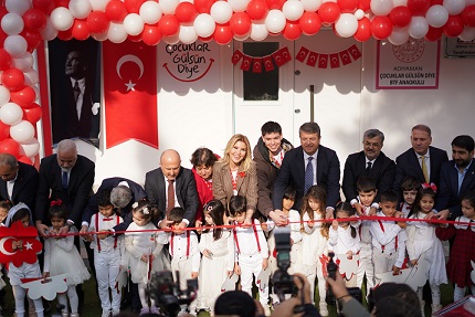 Gülben Ergen 60. Anaokulu’nu Adıyaman’da Açtı