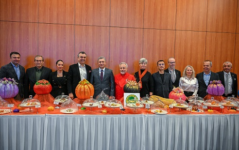 Antalya’nın Döşemealtı Kabağı 53 Lezzetle Buluştu