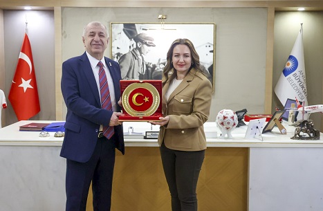 Başkan Vekili Özdemir’e Ümit Özdağ’dan ziyaret