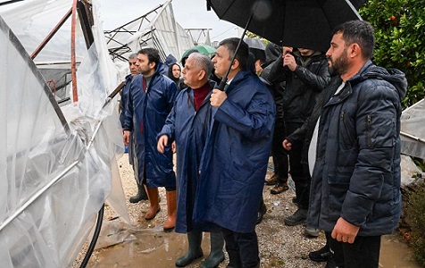 Vali Şahin, Demre Ve Kumluca’da Zarar Gören Alanları Yerinde İnceledi