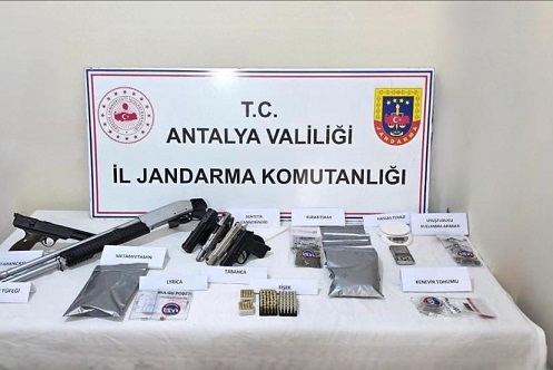 Antalya Kemer’de Dev Uyuşturucu Operasyonu: 27 Şüpheliye Adli İşlem