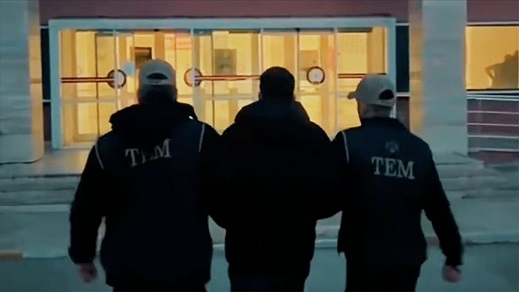 ”FETÖ’ye Yönelik 46 İlde Düzenlenen Operasyonlarda 82 Şüpheli Tutuklandı”