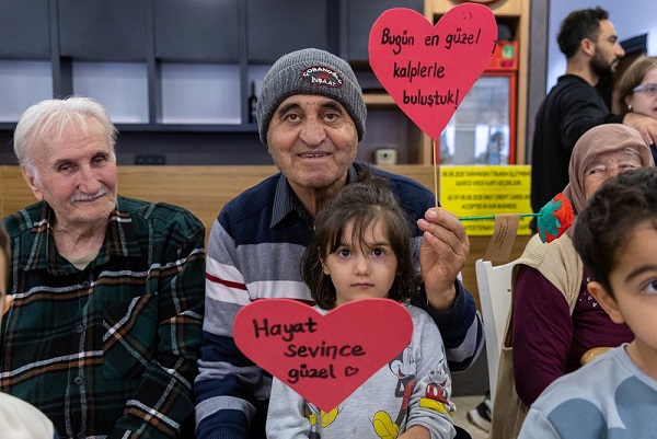 Manavgat’ta “Sevginin En Yalın Hali” Etkinliğinde Üç Kuşak Aynı Sofrada Buluştu