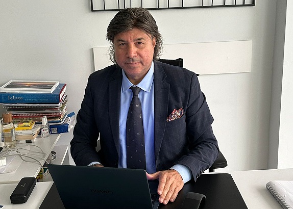 SCHENGEN Engeline Takılan Turizmciden Yeşil Pasaport Talebi