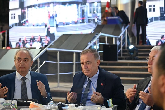 Kepez’den Kadir Gecesi’nde 5 bin kişilik birlik sofrası