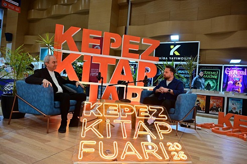 Kocagöz, Kepez Kitap Fuarı’nın yayın stüdyosu konuğu oldu