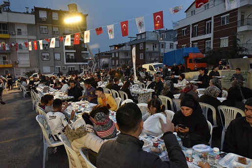 Ramazan’ın bereketi Esentepe Mahallesi’nde paylaşıldı