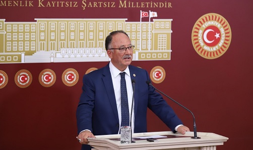 Şerafettin Kılıç: Adı Küçük Harflerle Yazılan Yusuf Tarık Gül