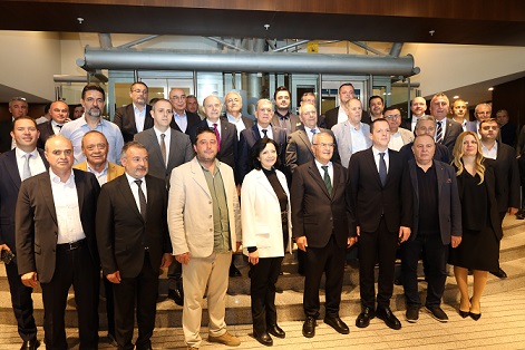 Kuru meyve ihracatçılarında Yusuf Gabay seçimi kazandı