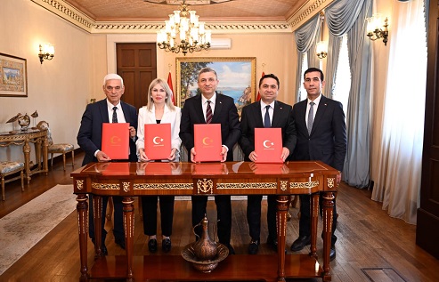 Antalya’da muhtarlara akademik eğitim dönemi başlıyor