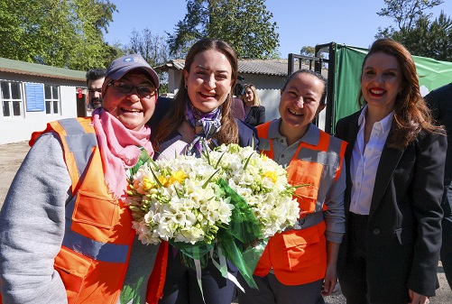 Başkan Vekili Özdemir Atatürk Kültür Parkı’nın emektarlarıyla buluştu