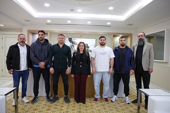 Başkan Vekili Özdemir başpehlivanları ağırladı