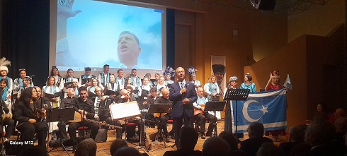 Irak Türklerinin efsane ses sanatçısı İbrahim Rauf Terzi geceye damga vurdu