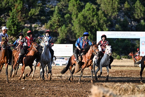 Antalya İbradı’da tarihi Kökbörü Ligi yarı final heyecanı