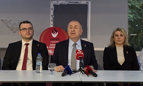 “Türkiye Hukuktan Uzaklaştıkça Ekonomik Buhran Derinleşiyor”