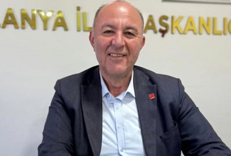 Bülent Kandemir: Yeni Parti Alanya’da Güçlü Bir Başlangıç Yaptı