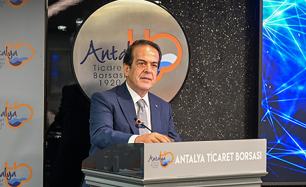 Antalya ekonomisinden alarm: Üretim ve ticaret var, para yok