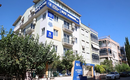Antalya’da Öğrencilere Büyükşehir’den Yeni Eğitim Hamlesi