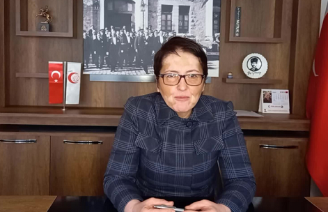 Derya Uğur: Gençliğimiz Geleceğimiz