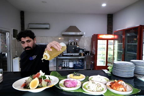 Antalya’da balıkseverler düden balık çarşısı’nda buluşuyor