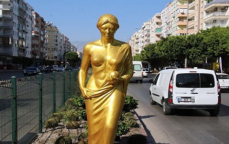 Altın Portakal’da usta isimler jüri koltuğunda
